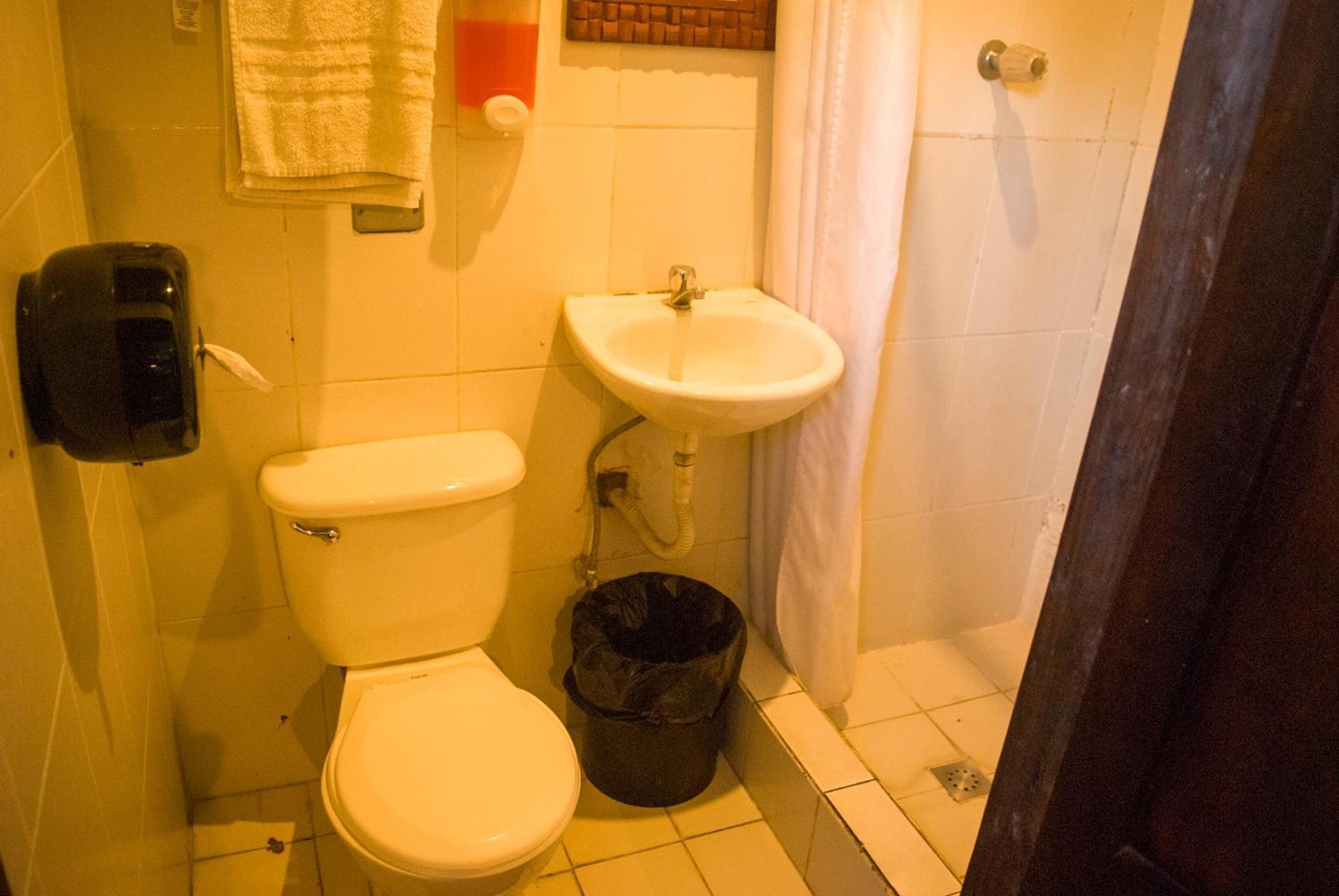 אנטיגואה גואטמלה Tzunun Hostel מראה חיצוני תמונה
